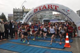Batman’da Uluslararası Yarı Maraton yapıldı